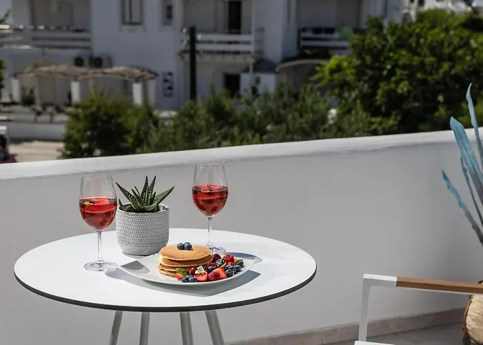 Naxos Leisure Konukevi 4*